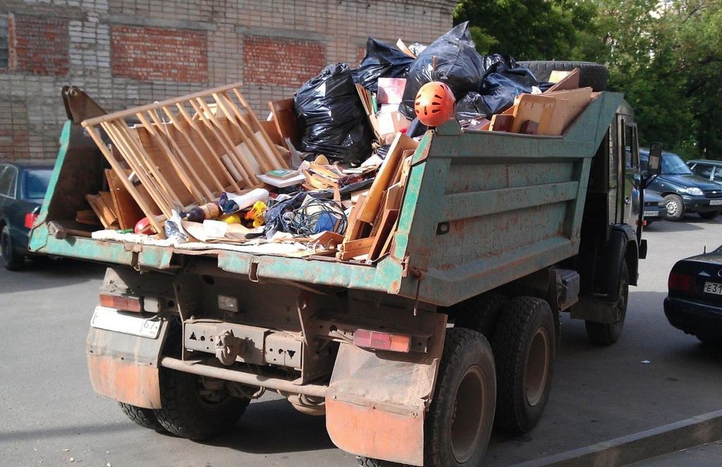 Вывоз мусора из магазина в Донском от ПроМусор: услуги, цена от 1773 руб., утилизация отходов