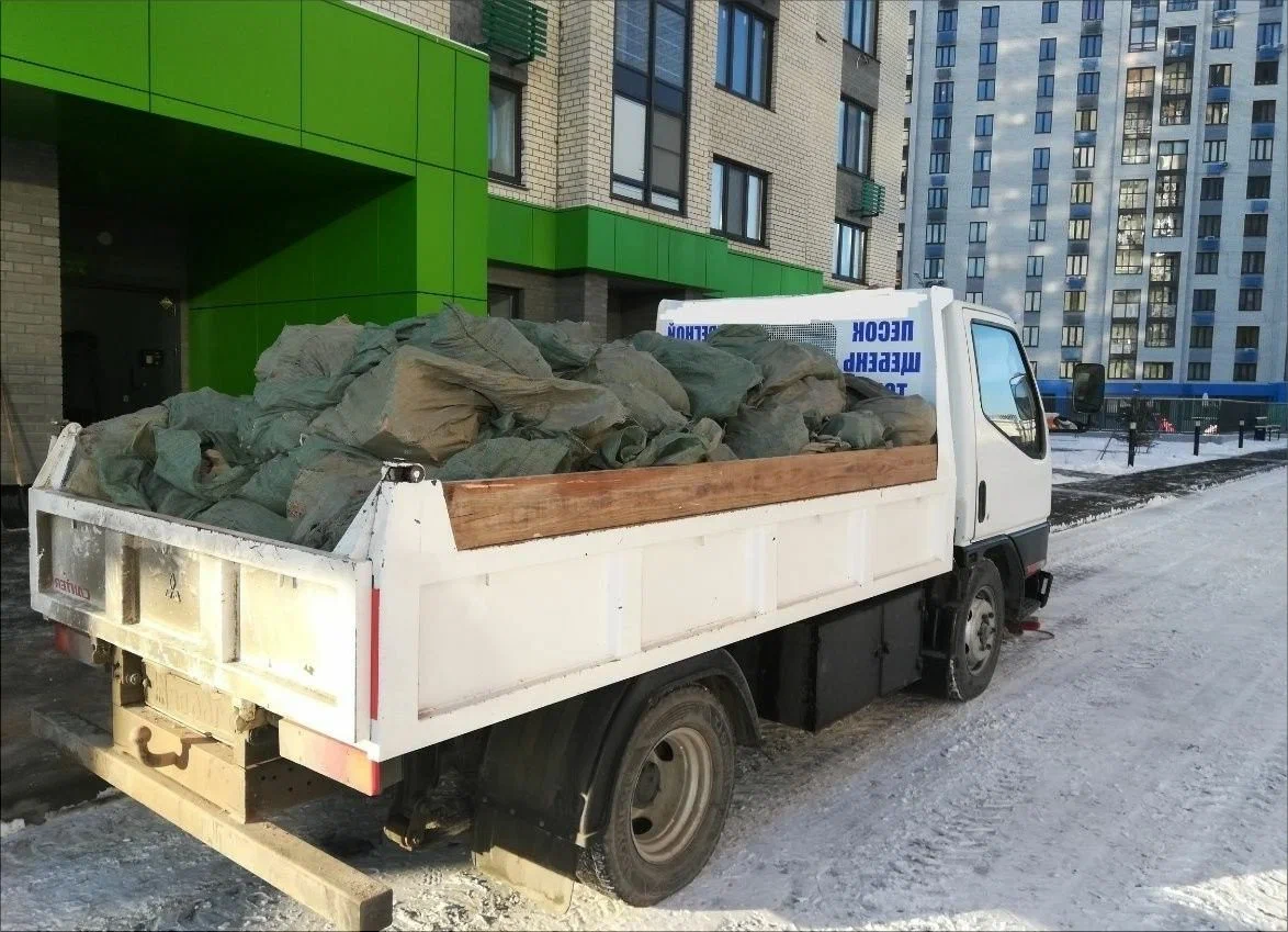 Вывоз мусора грузовым фургоном 3 тонны в Донском — цена от 1368 руб., ПроМусор