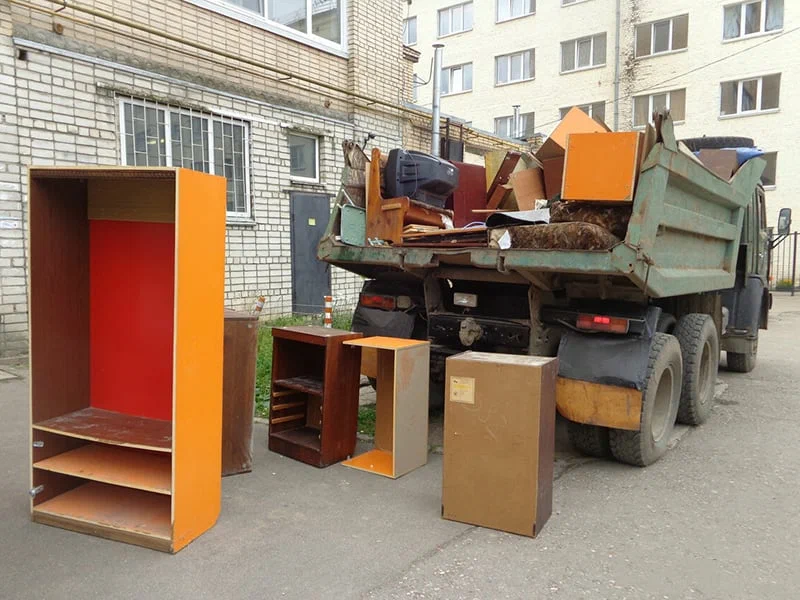 Вывоз шкафа в Донском от ПроМусор — недорого, демонтаж, утилизация, вывоз из квартиры от 861 руб