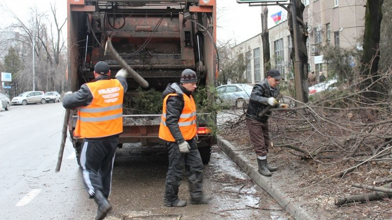 Уборка после стихийного бедствия в Донском от 2888 руб